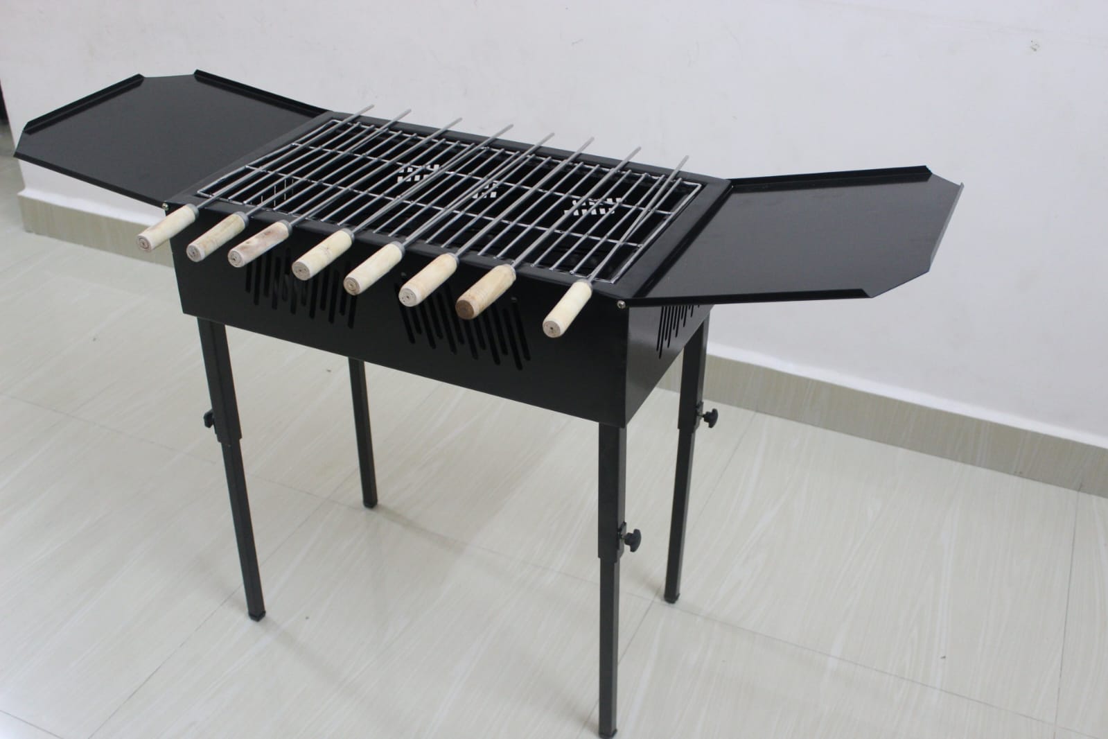 Grillon BBQ Grill Rental Black side view