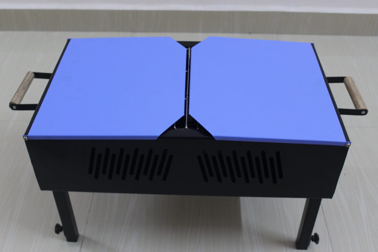 Grillon BBQ Grill Rental Blue closed view